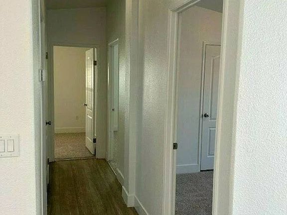 4th image of 80 Lilac Ln
