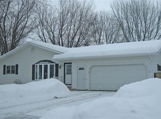 515 N Willow Ave, Marshfield, WI 54449