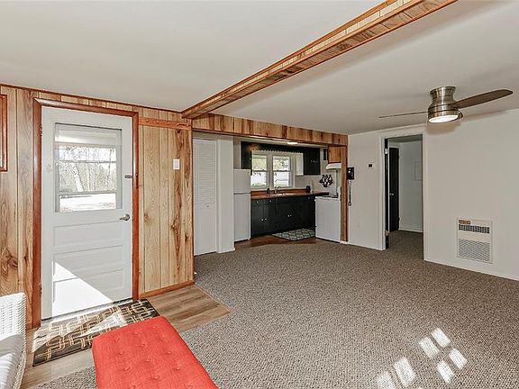 5th image of 14801 Longview Dr