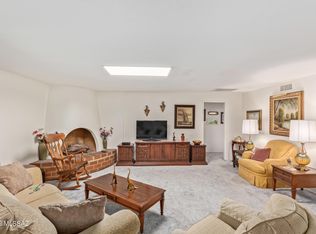 54 N Los Olmos, Green Valley, AZ 85614