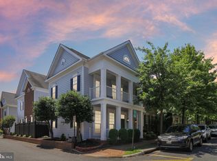 13751 Fleet St, Woodbridge, VA 22191