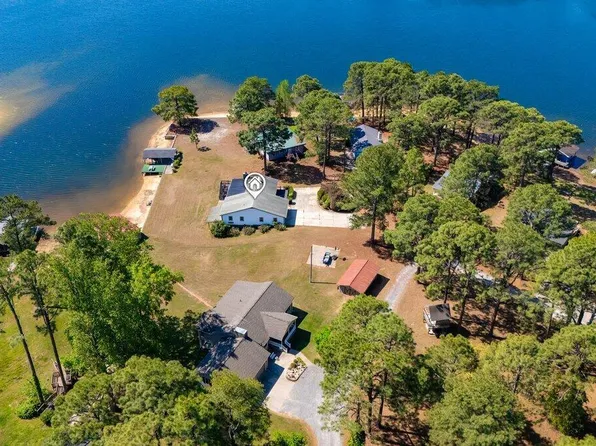 65 Sparrow Cir, Sanford, NC 27332