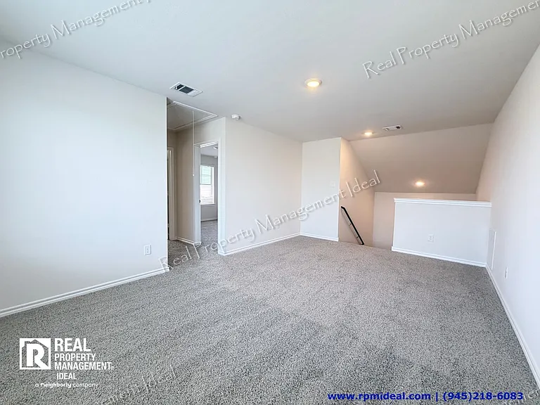 617 Edge Hill Ln — Photo 21