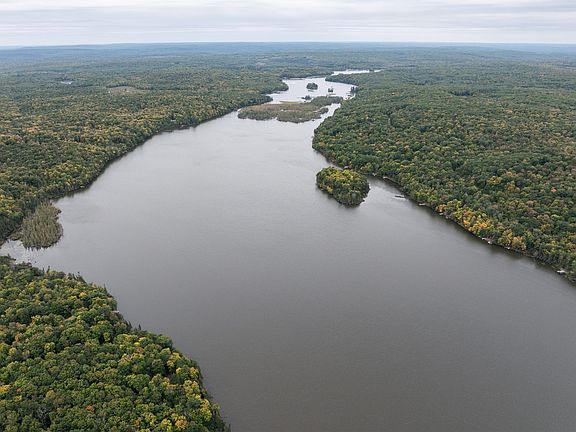 3rd image of 0 W Lakeview Lane