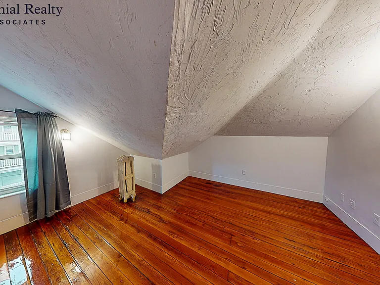 4 Haskell St #1 — Photo 35