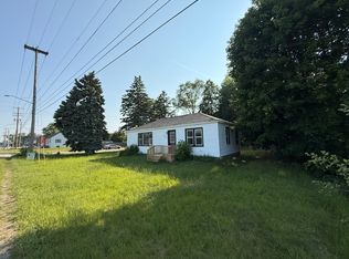 929 S Sheridan Dr, Muskegon, MI 49442