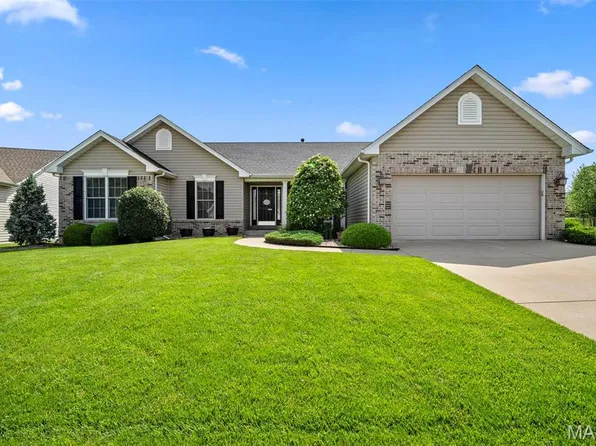 1420 Noyack Dr, O Fallon, MO 63366