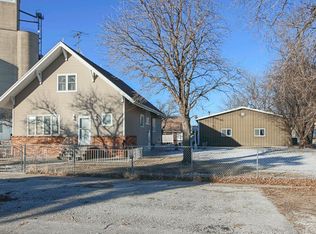 603 5th St, Somers, IA 50586
