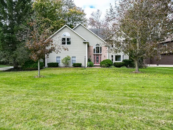107 Scottsdale Cir, Liverpool, NY 13088