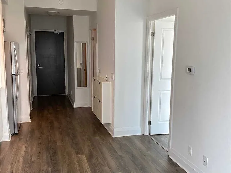 17 Zorra St #810 — Photo 12