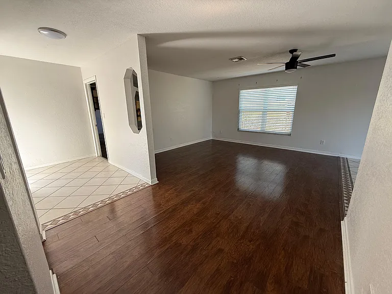 6959 Aberfeldy Ave N — Photo 3