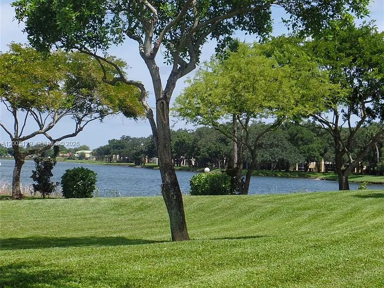 2890 N Oakland Forest Dr #204 — Photo 38
