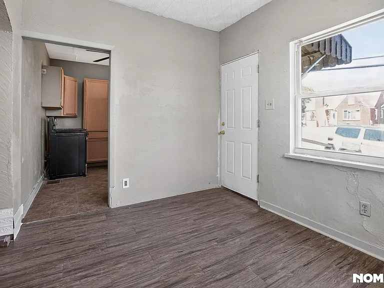 4829 Lougean Ave #1 — Photo 12