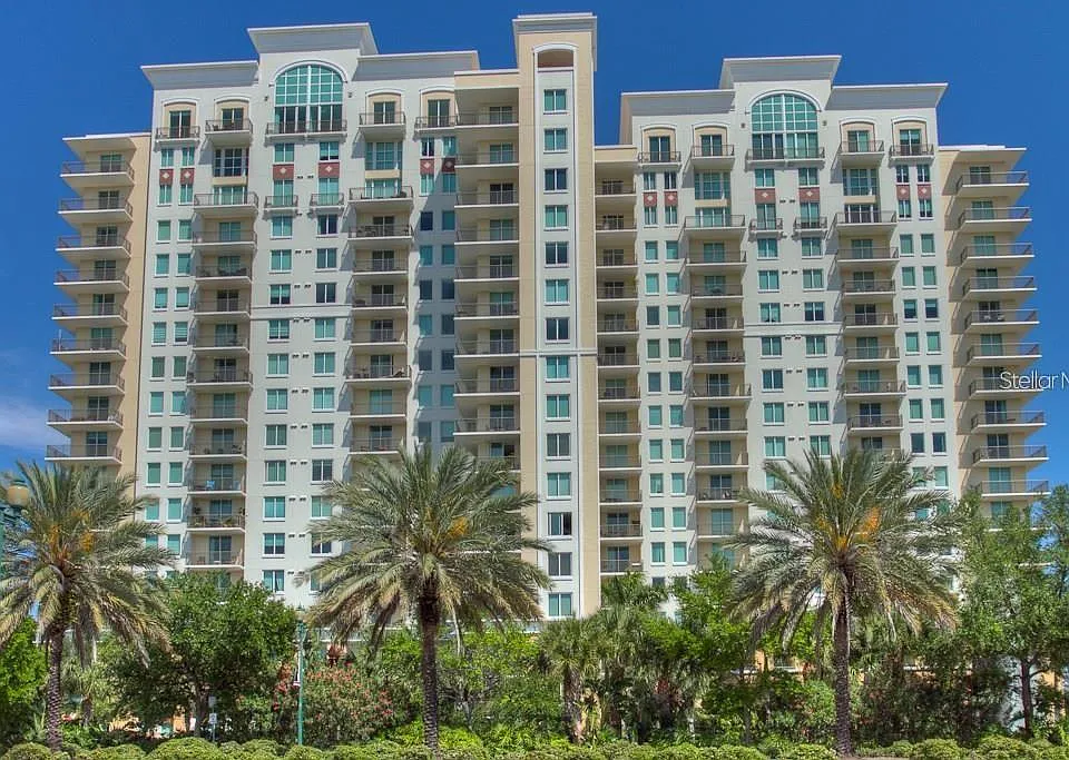 800 N Tamiami Trl #905