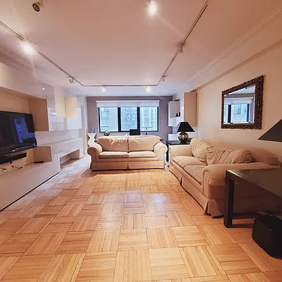 Rented by New York Residence | media 43