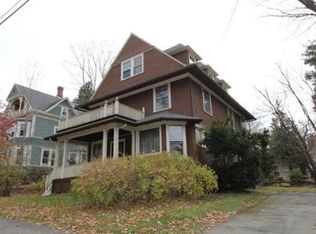 28 Regent St, Newton, MA 02465