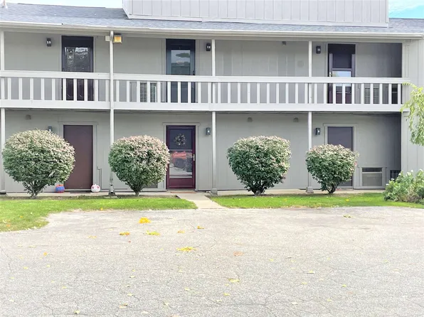 6210 Tennis Ct APT D13, Bay City, MI 48706