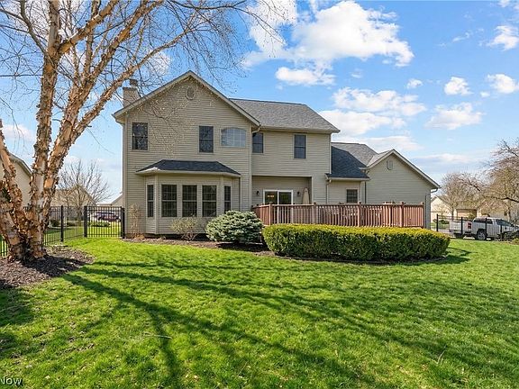 4th image of 806 Forrest Ridge Dr