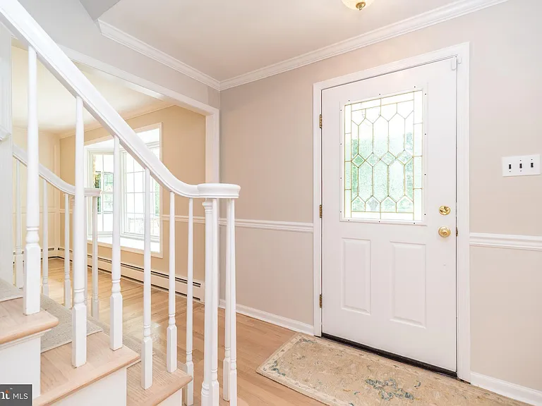 38 Chestnut Valley Dr — Photo 2