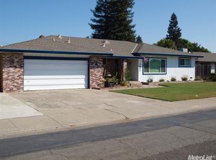 7821 Verna Mae Ave, Sacramento, CA 95828