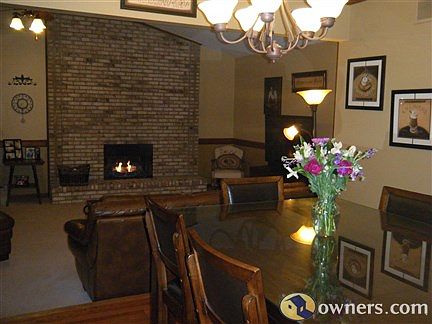 3rd image of 3288 Alderdale Dr