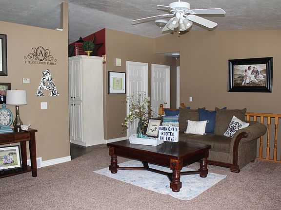 5th image of 249 White Dr