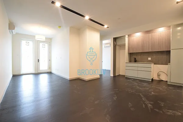 Rented by null | media 23