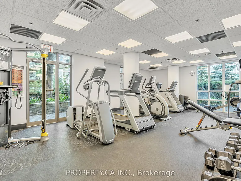 55 Harrison Garden Blvd #405 — Photo 17