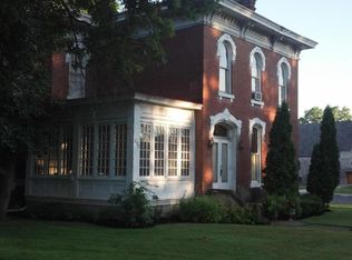 299 W National Dr, Newark, OH 43055