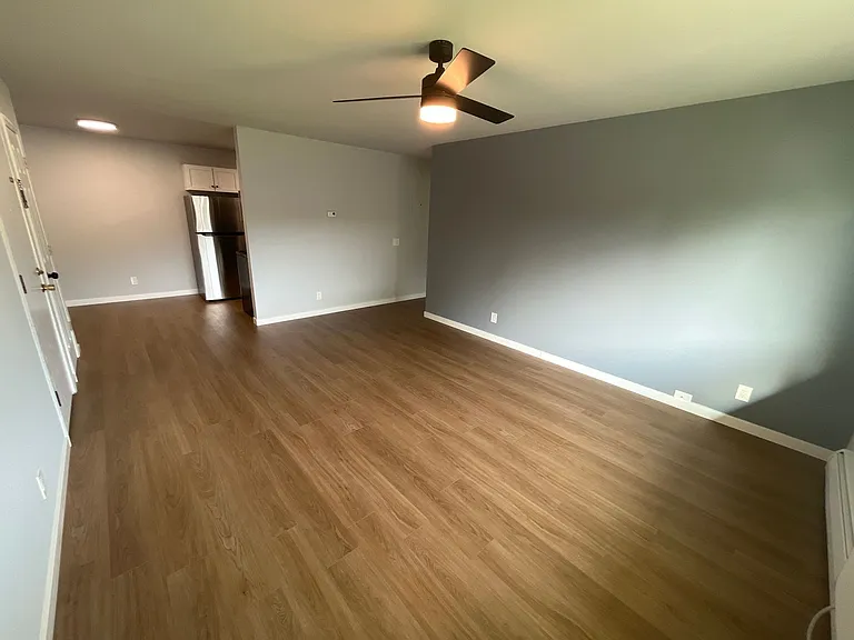 7440 Century Ave. — Photo 16