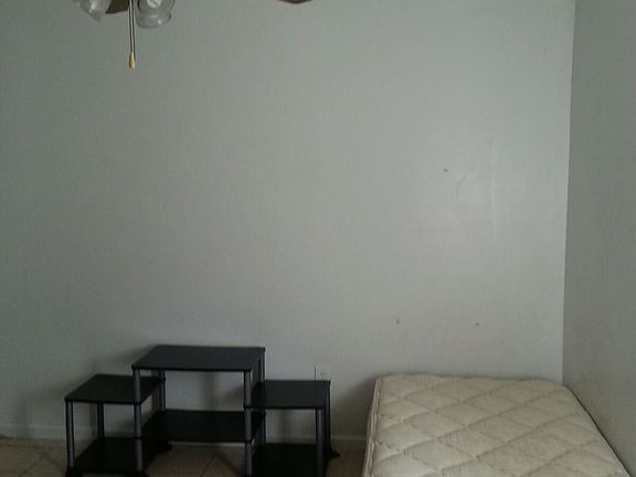 5th image of 71 Gordon Plaza Dr