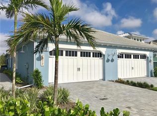 7072 Dominica Dr, Naples, FL 34113