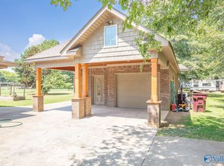 16260 Huntsville Brownsferry Rd, Athens, AL 35611