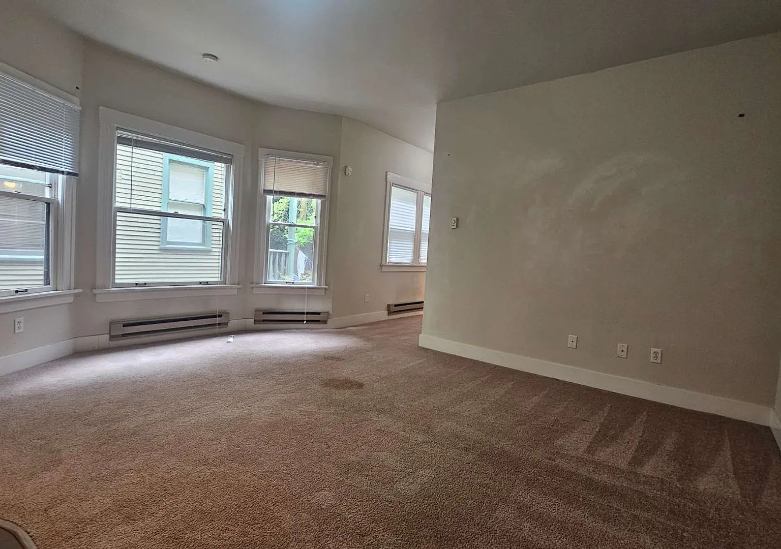1417 Boylston Ave — Photo 4