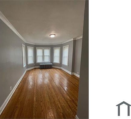 1st image of 6521 S California Ave #1