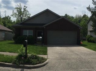 7526 Eagle Ridge Dr, Sellersburg, IN 47172