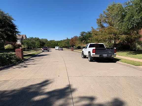5th image of 2828 Clear Creek Dr