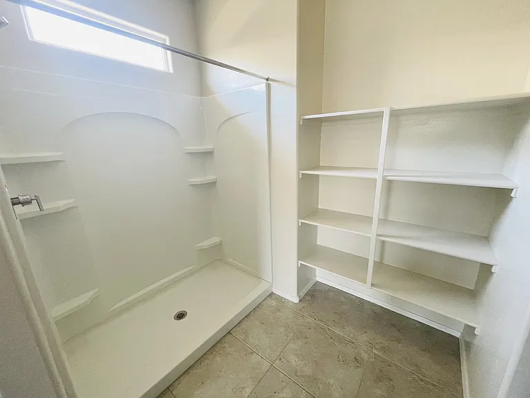 35433 W San Alvarez Ave — Photo 6