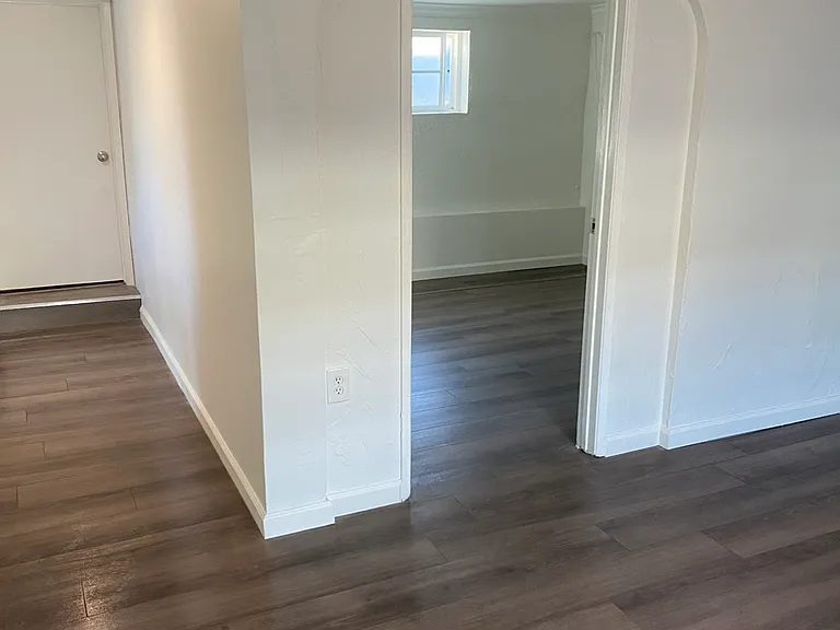 936 N Ditman Ave — Photo 12