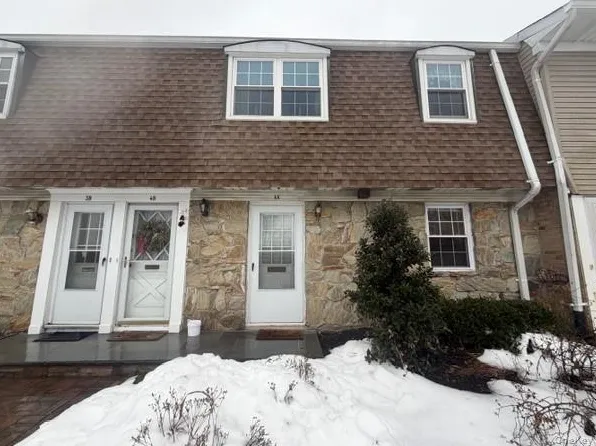 12 Harbour Lane #4A, Oyster Bay, NY 11771