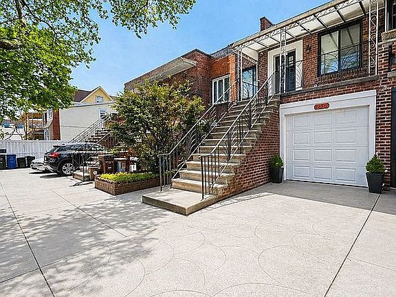 2nd image of 730 Dunne Ct