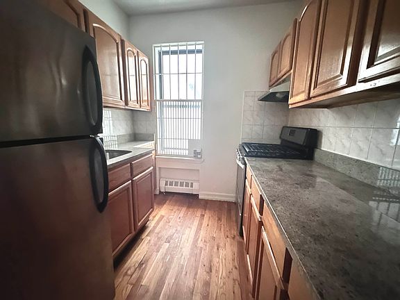 5th image of 350 W 110th St APT 2A