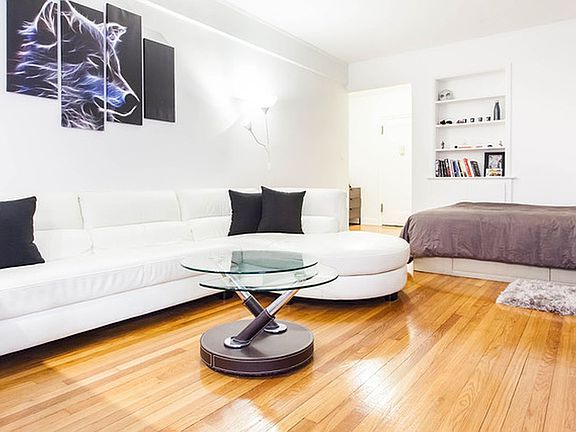 3rd image of 225 E 47th St APT 2J