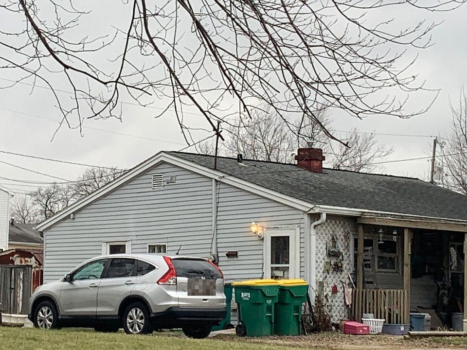 2nd image of 1520 S East St