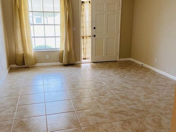 4th image of 1022 Riverwood Ln