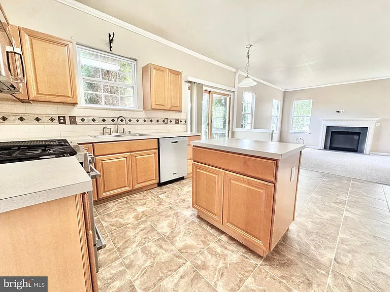 30 Riverside Rd — Photo 12