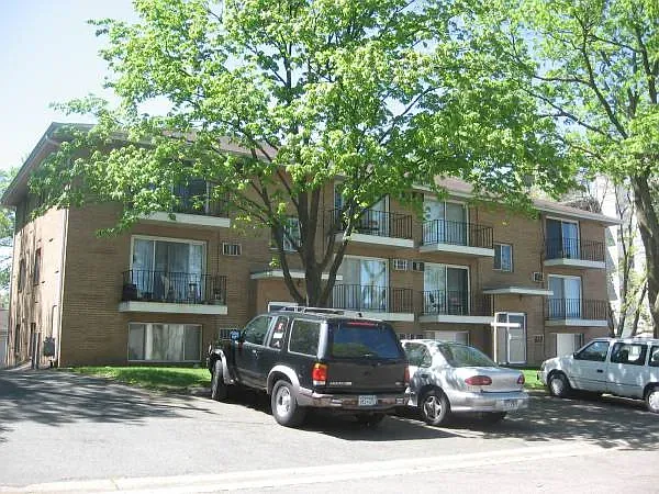 1321 Division St #303 — Photo 1