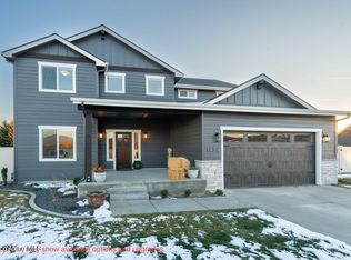 1096 E Sleeping Deer Ave, Hayden Lake, ID 83835