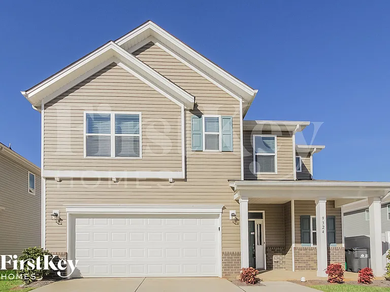 9324 Sloan Forest Dr — Photo 2