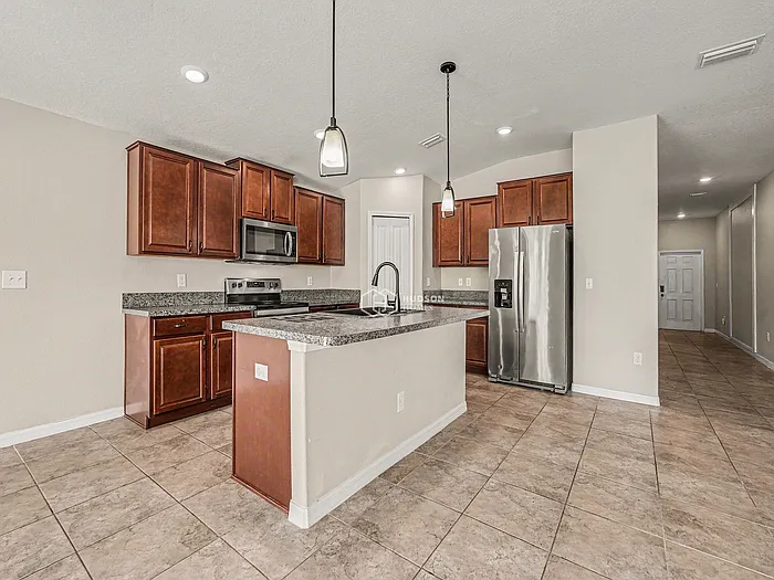 2025 Broad Winged Hawk Dr — Photo 9